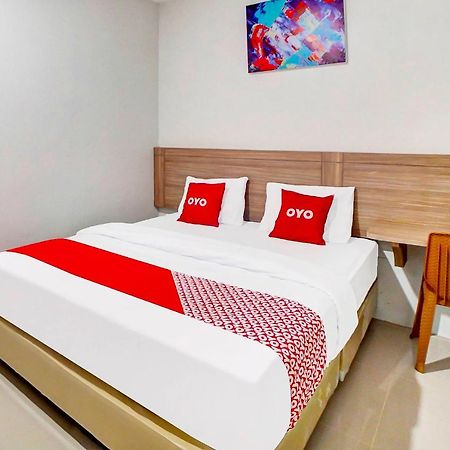Oyo 91211 Mega Comfort Guest House 메단 외부 사진