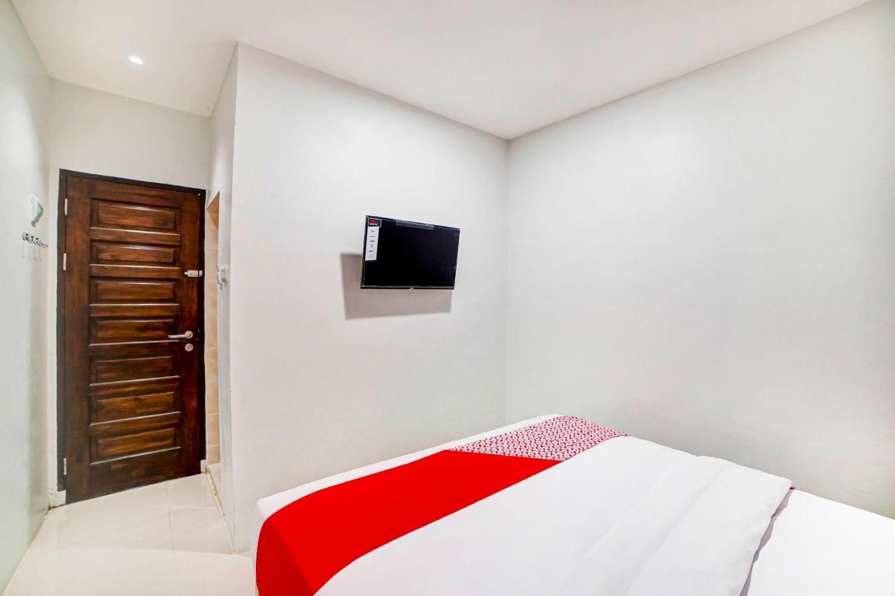 Oyo 91211 Mega Comfort Guest House 메단 외부 사진